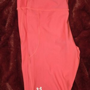 🌟🌟Under Armour Bold Pink Compression Leggings🌟🌟